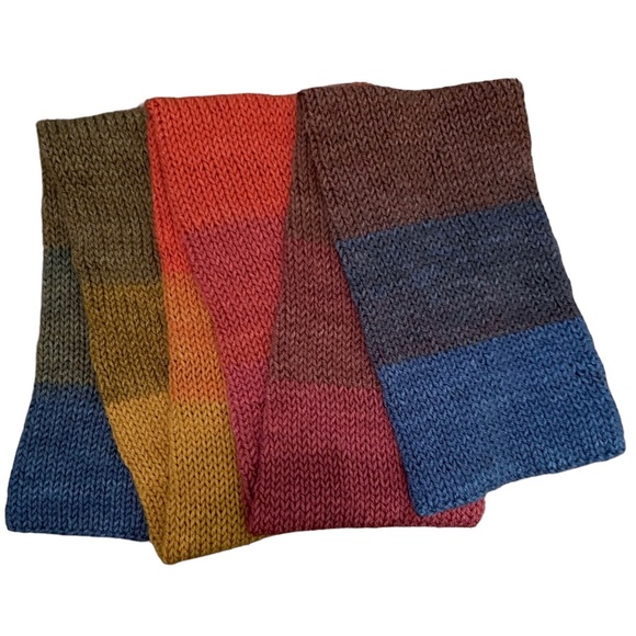 Scarf - Picture 3 of 4